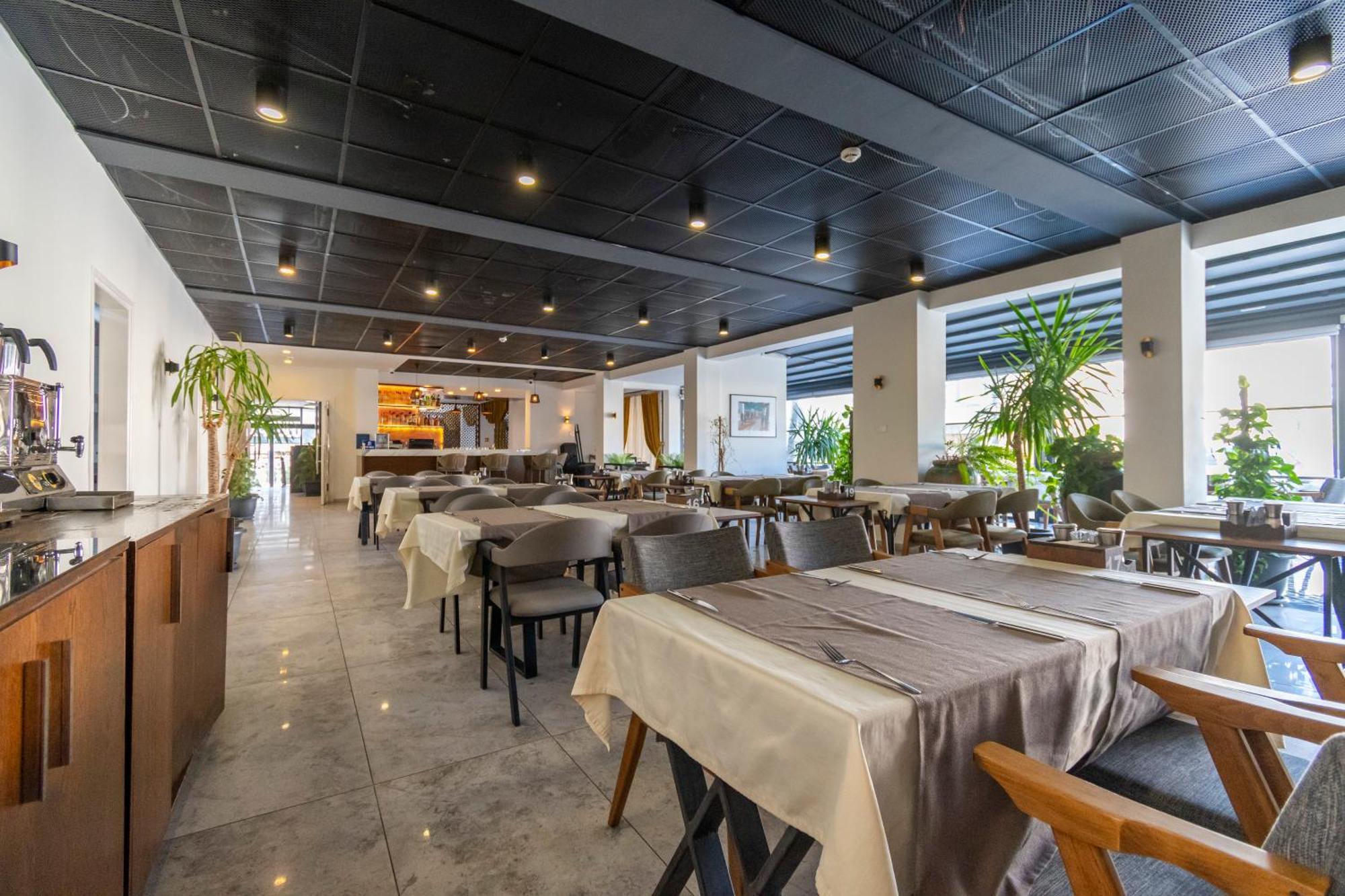 Dorana Hotel Kyrenia  Exterior foto